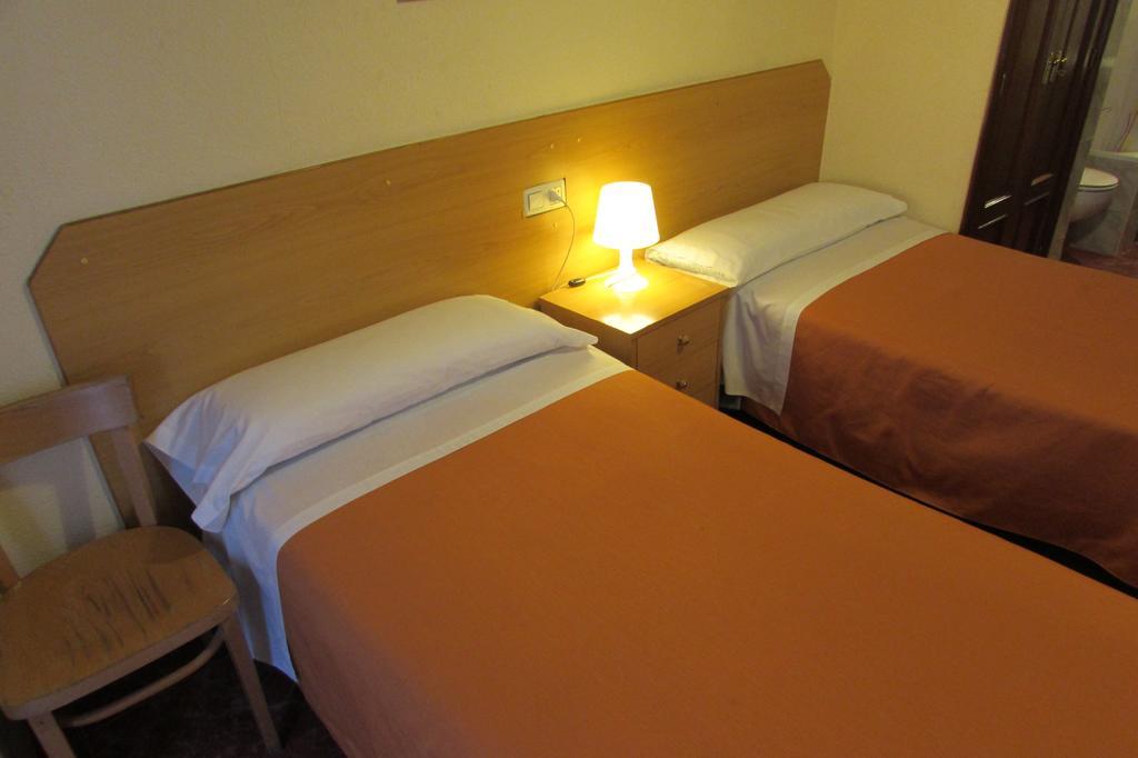 מדריד Hostal Prim מראה חיצוני תמונה
